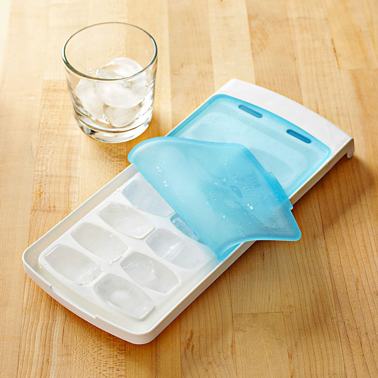 oxo-no-spill-ice-cube-tray-xl[1]