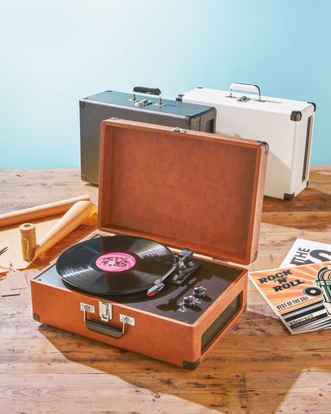 Bauhn-Vintage-Suitcase-Turntable-C